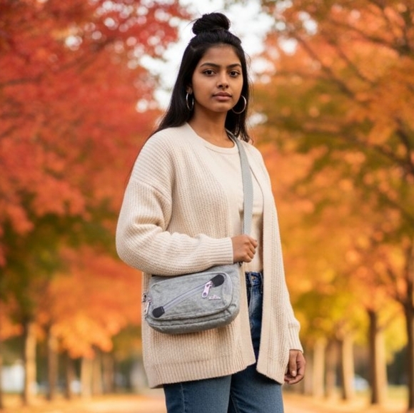 Kipling Gray Mini Crossbody Bag Lightweight Nylon Adjustable Strap Like New - Picture 10 of 16